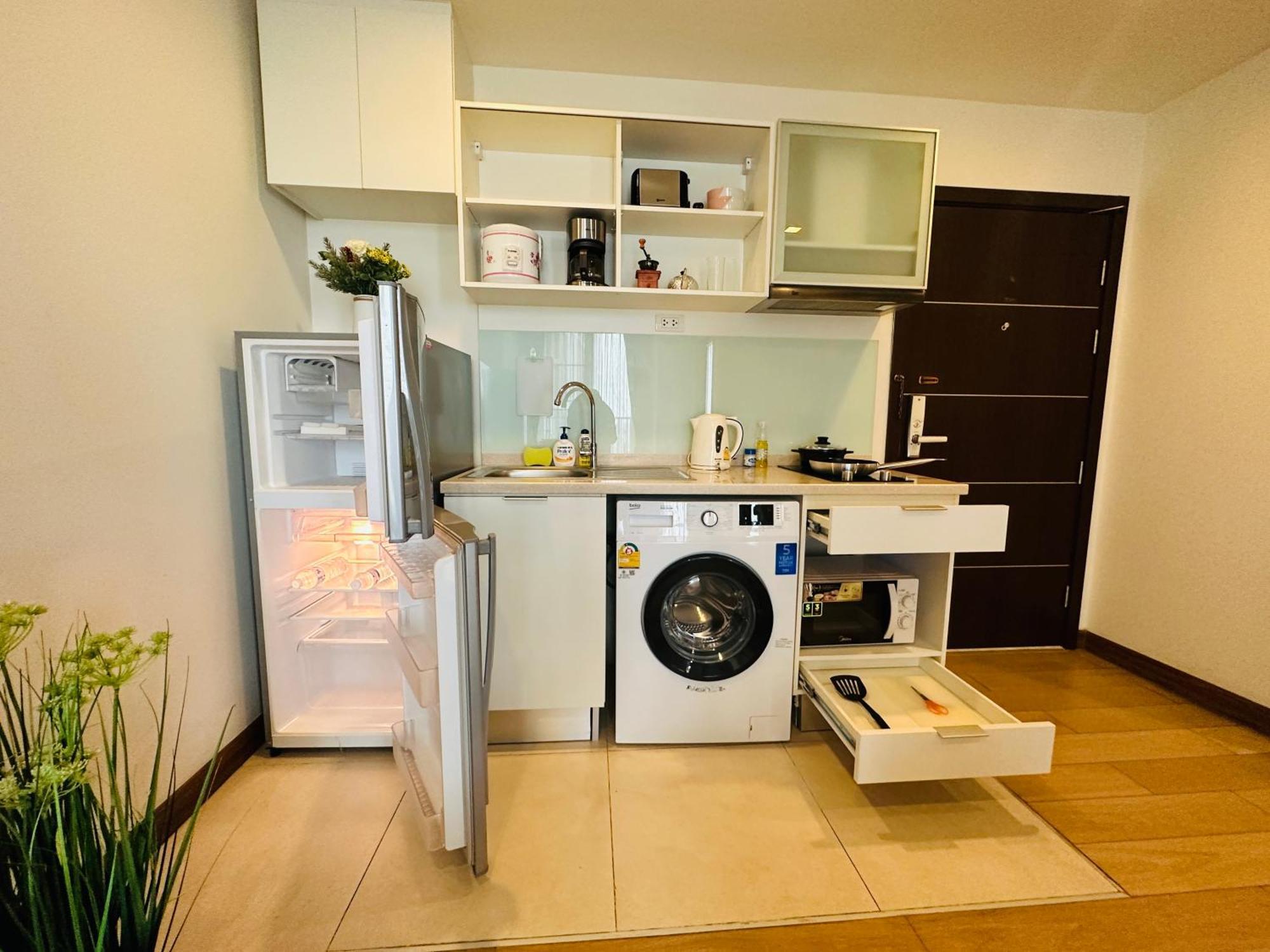 The Astra Condo Changkhlan In Чиангмай Экстерьер фото