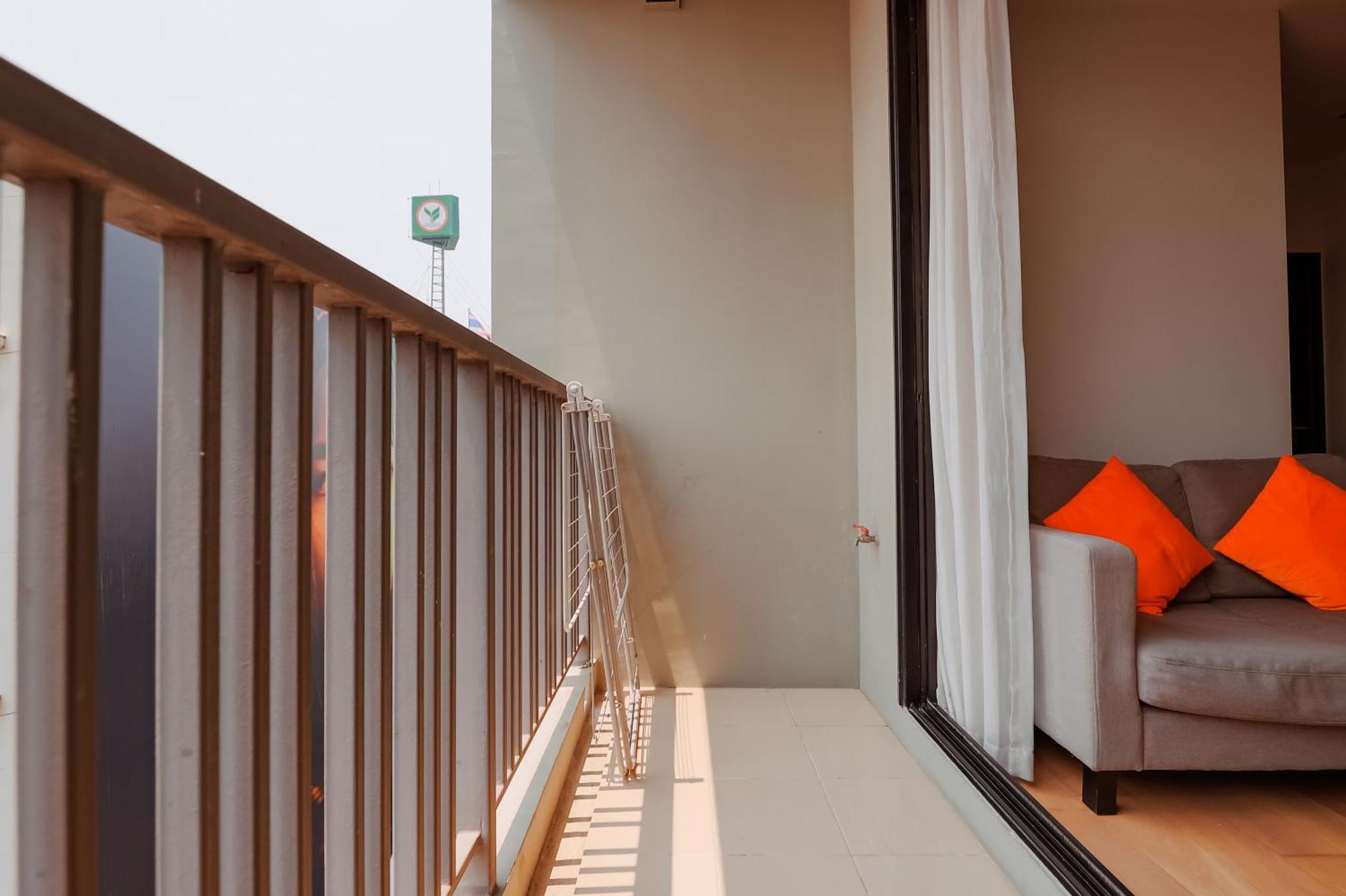 The Astra Condo Changkhlan In Чиангмай Экстерьер фото
