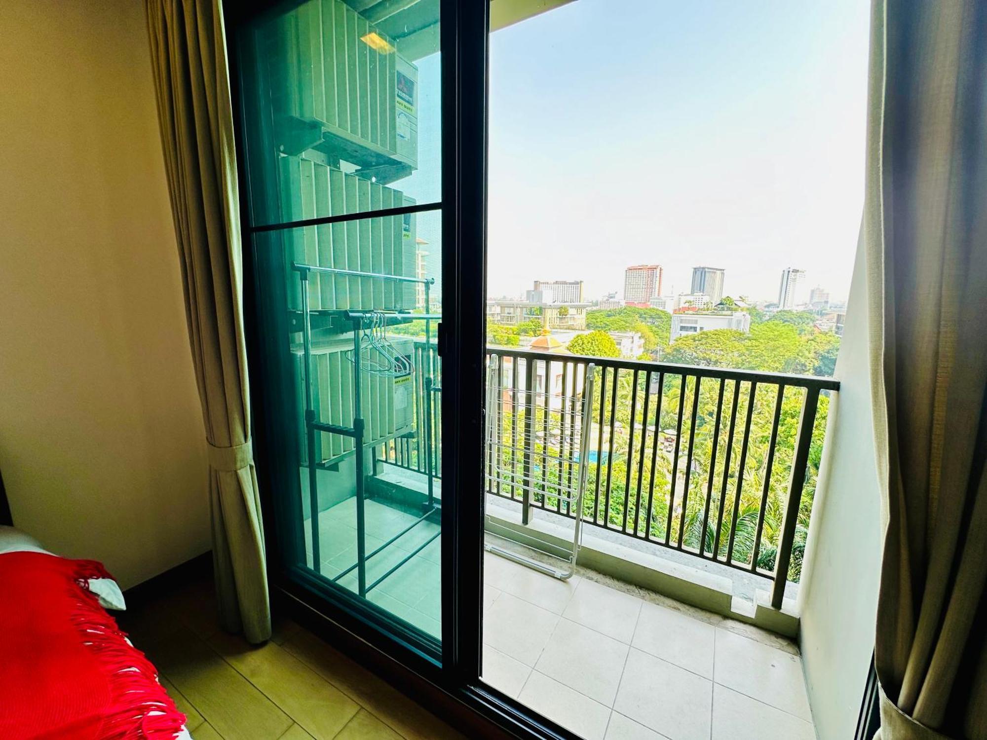 The Astra Condo Changkhlan In Чиангмай Экстерьер фото